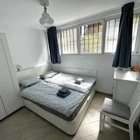 Appartement Marvelous Sea & Garden View, Near Carihuela