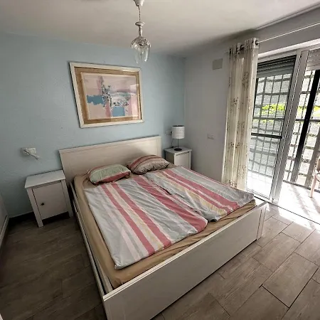 Marvelous Sea & Garden View, Near Carihuela 아파트